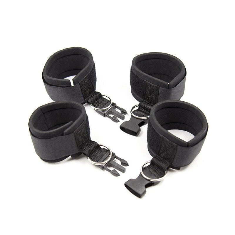 BDSM เฟติช ที่รัดแขน อุปกรณ์กักขัง กุญแจมือ โซ่ตรวน อุปกรณ์เสริมสุดเร้าใจ ของเล่นทางเพศสำหรับคู่รัก เกมผู้ใหญ่ ร้านค้า